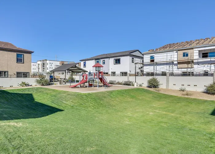 Community Pool & Hiking Trails: Red Fox Retreat 2 * Phoenix